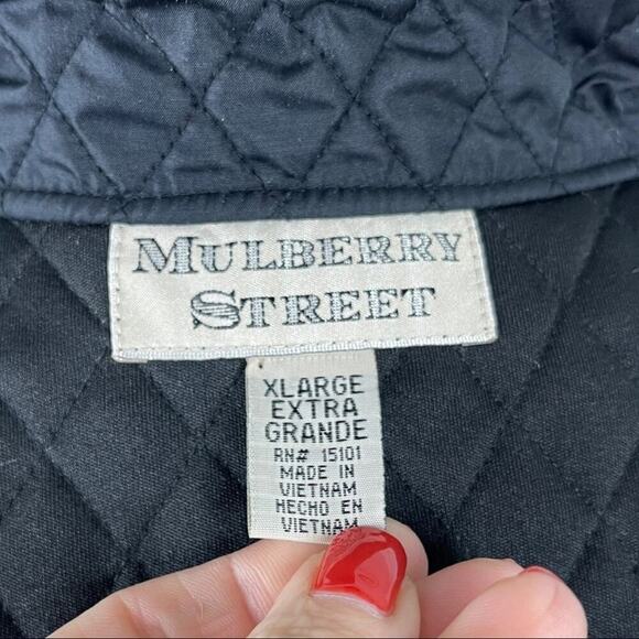 Mulberry Street Women's Size XL Black Quilted Long Jacket - Picture 11 of 15